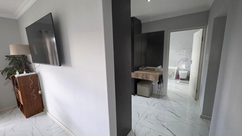 3 Bedroom Property for Sale in Hartenbos Heuwels Western Cape